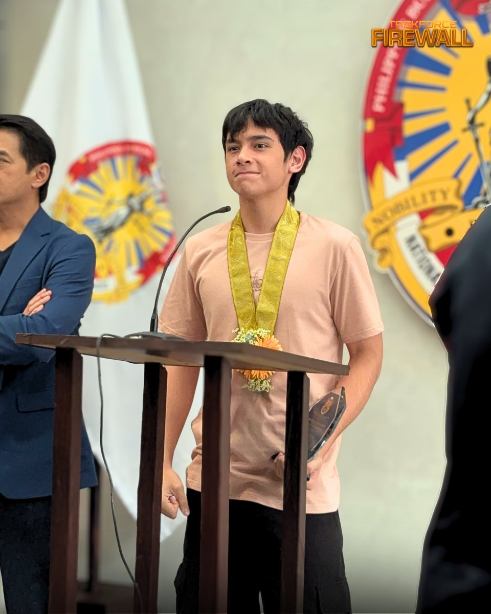 GMADrama's tweet photo. #BTS: "Think before you click!" - GILBERT 📣

Opisyal nang kinilala si GILBERT AVISOLA (#HeathJornales) bilang bagong Youth Ambassador ng P.B.I.! 👏

Handa na kaya siyang gampanan ang kanyang bagong tungkulin? 👀

Abangan sa #TaskforceFirewall, weeknights, 8:50 PM sa GMA Prime! https://t.co/KRS5lAV0av