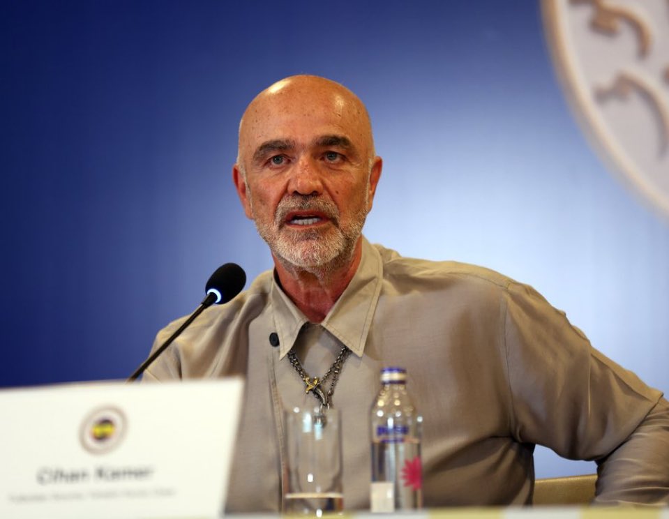 Ercanerk7's tweet photo. Sen öyle sırıta sırıta konuş kadromuz iyi de ilk puan kaybında üstünüze geldiğimizde zırlamak yok ama https://t.co/kE6ilPX7UE