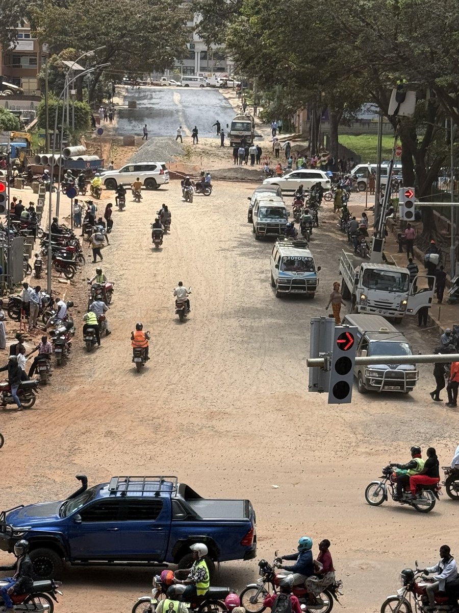 erich_mboowa's tweet photo. Likewise, as I said yesterday, Kampala is a construction site.

These are photos showing the ongoing works along this road that connects from the Norwegian Embassy down to the intersection between CPS Kampala and Constitutional Square, and further down to Mapeera House.

It is very good to see many roads in Kampala getting facelifts, with the main focus on walkways, signalized junctions, drainage systems, among others.

The question that always comes to mind, however, is about the quality of the work being done and its longevity. The City Authority also needs to put more effort into supervising these projects to ensure that they are delivered on time and help ease mobility in the city.

Otherwise, well done. Let’s work on more roads, and let’s not forget to install streetlights.

📸 Photo Credit: @IvanAtuhairwe01