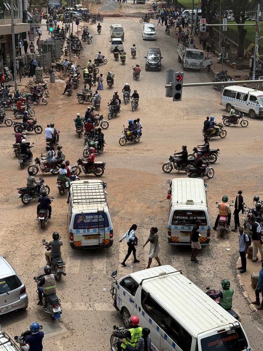 erich_mboowa's tweet photo. Likewise, as I said yesterday, Kampala is a construction site.

These are photos showing the ongoing works along this road that connects from the Norwegian Embassy down to the intersection between CPS Kampala and Constitutional Square, and further down to Mapeera House.

It is very good to see many roads in Kampala getting facelifts, with the main focus on walkways, signalized junctions, drainage systems, among others.

The question that always comes to mind, however, is about the quality of the work being done and its longevity. The City Authority also needs to put more effort into supervising these projects to ensure that they are delivered on time and help ease mobility in the city.

Otherwise, well done. Let’s work on more roads, and let’s not forget to install streetlights.

📸 Photo Credit: @IvanAtuhairwe01