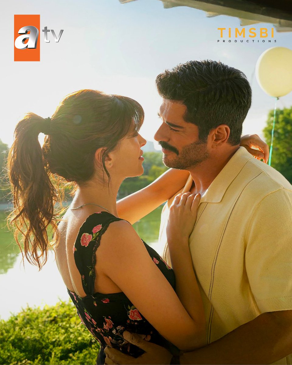 gdydizi's tweet photo. Kenan Kozan ve Leyla Breger’den ilk karelerimiz geldi; uyum desen var, heyecan desen fazlasıyla! ☀️🤍

#GüneşinDoğduğuYer ilk bölümüyle 17 Eylül Perşembe 20.00’de atv’de! @atvcomtr https://t.co/3NK0Q01Oy2