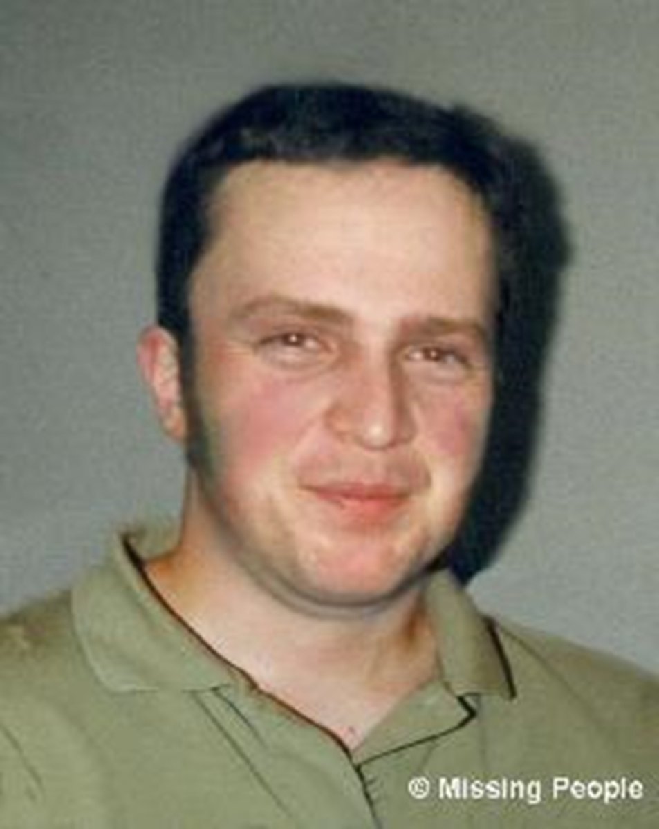 missingpeople's tweet photo. Today marks the 28th missing anniversary of Sean Ryan's disappearance.

Sean, aged 17 at the time, was last seen in #Downpatrick, #CountyDown in #Ireland on 1st September 1998. Further sightings last located him in #CountyClare on 5th September.

Sean's mother has suffered for over two decades, no closer to an answer on her son's whereabouts. She shares this video appeal in hopes that the right person will come forward. Watch Patricia's Missing Pieces video here: https://t.co/e43gg8OuVJ

We are thinking of her and Sean's loved ones throughout this time.

#findSeanRyan
https://t.co/EnzKFh16Cc

NOTE: The second photo is an age-progressed image to show how Sean may look in his 40s.
