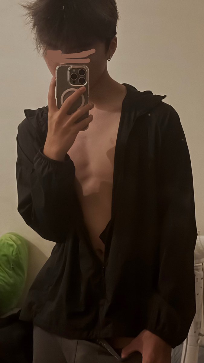 5Zting_'s tweet photo. 要看嗎要看嗎🥵 https://t.co/DBRYZamX30