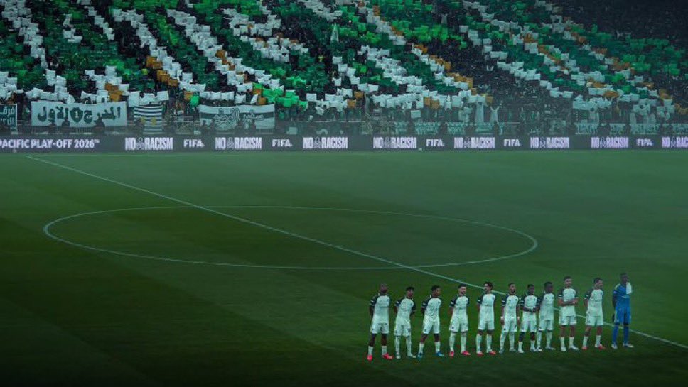 ALAHLI_PLUS's tweet photo. مهما حصل مهما جرا تبقى كبير 💚✊🔥!! https://t.co/713MjfA2g4