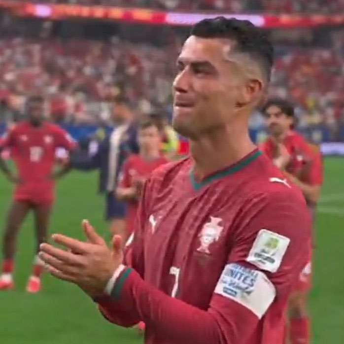JustMessi19's tweet photo. First goal in the                 Last goal in the 
World cup - penalty          World Cup - penalty                              

Penaldo for a reason https://t.co/IE3vkJc67y