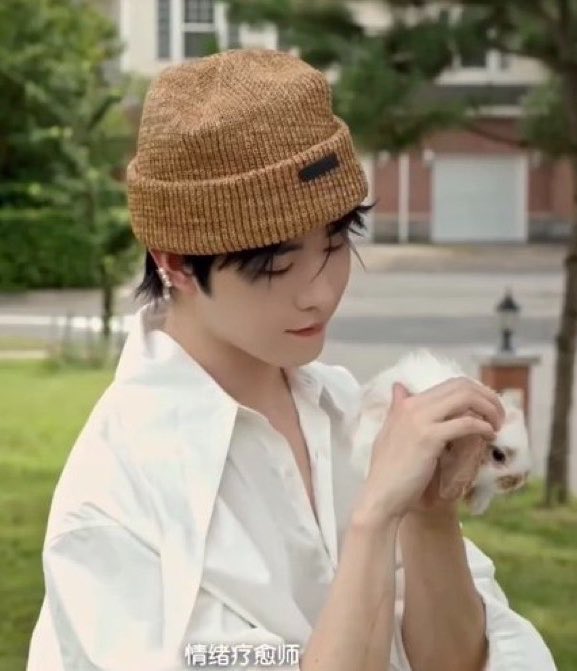 jeudiinmyheart's tweet photo. “ลาก่อนนะ”

“เมื่อไหร่เราจะได้พบกันอีก”

“โอ้ อย่าเลย อย่าพบฉัน”

“อย่าหรอ”

“อาจเป็นได้ วันนึงอาจพบกัน”

“เมื่อไหร่ พรุ่งนี้หรอ”

“โอ้ไม่ เย็นนี้เลย” https://t.co/GxAIzONDVT
