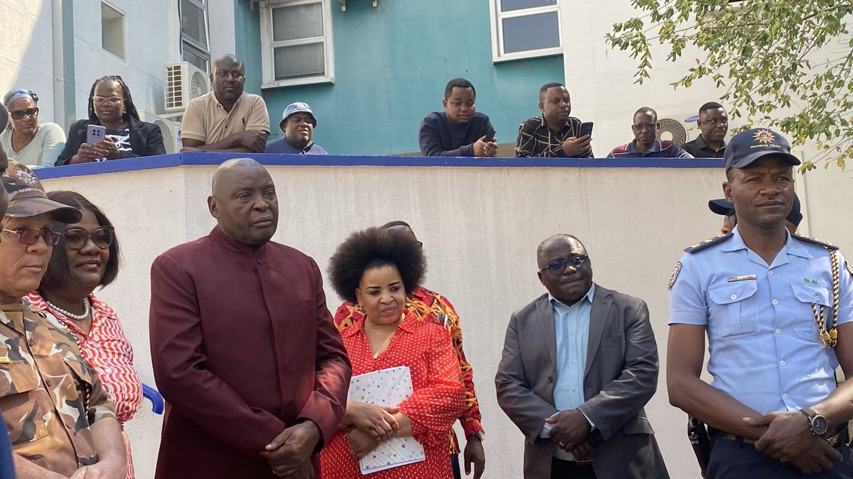 MurdNamibia's tweet photo. Hon. Sankwasa James Sankwasa met with the ||Khoamanin Traditional Community following their request for an audience, after the community declined to meet with the Deputy Minister, who had been delegated.@GRN_Namibia https://t.co/R8jNcrfxD7