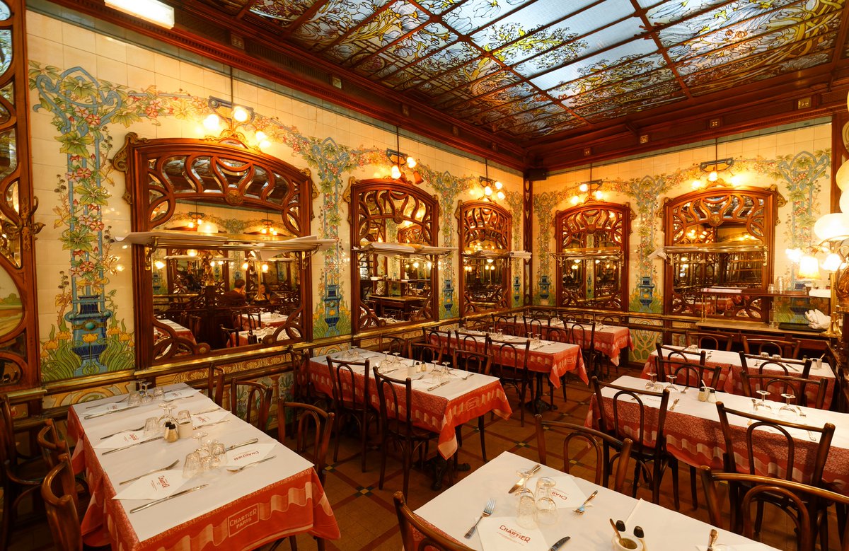 lonelyplanetfr's tweet photo. 🍽️ Et si vous déjeuniez dans un lieu chargé d’histoire ? 😍

🇫🇷 De #Paris à #Nantes, #Lyon, #Strasbourg ou au Mont-Saint-Michel, découvrez 10 #restaurants historiques à absolument faire en #France ➡️ https://t.co/mSW82LvePS https://t.co/G9IHaM4PzW