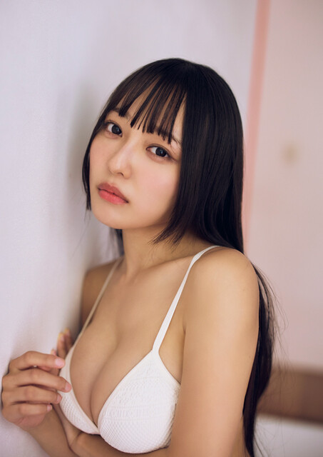 shupure_news's tweet photo. 「グラビアを見たファンの方が、『ひとりじめしていい？』って聞いてきてくれたんですよ。それに対して、私も『ひとりじめして♡』って返したりして（笑）」（#すずめ／#INUWASI）
https://t.co/uvvZLXqeXp https://t.co/dEVGSDqtDT