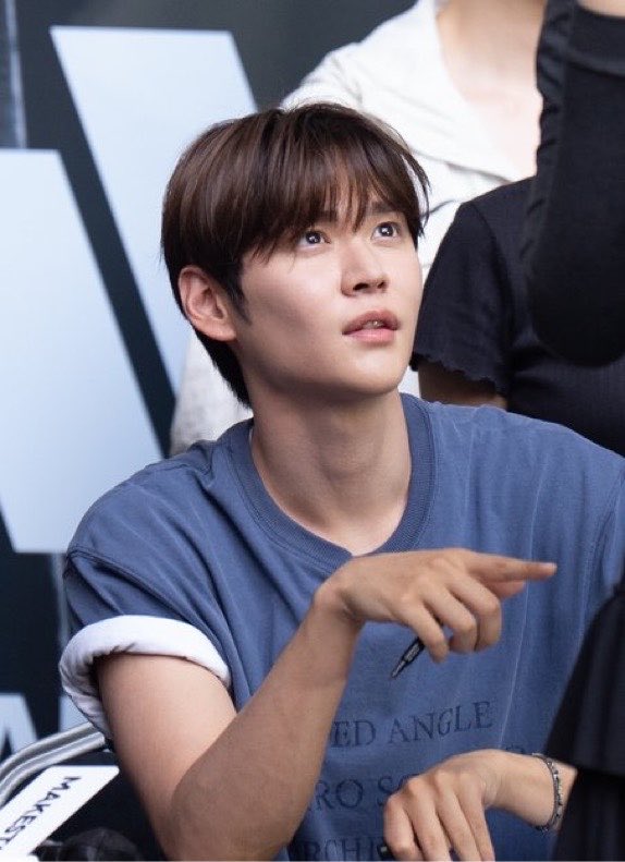 ticketingsvivd's tweet photo. 📷 Eunseok at RIIZE The 2nd Mini Album ‘II’ Fansign in Singapore

#RIIZE #라이즈 #RIIZEinSG #Eunseok #은석 https://t.co/TkDUHMvHlR