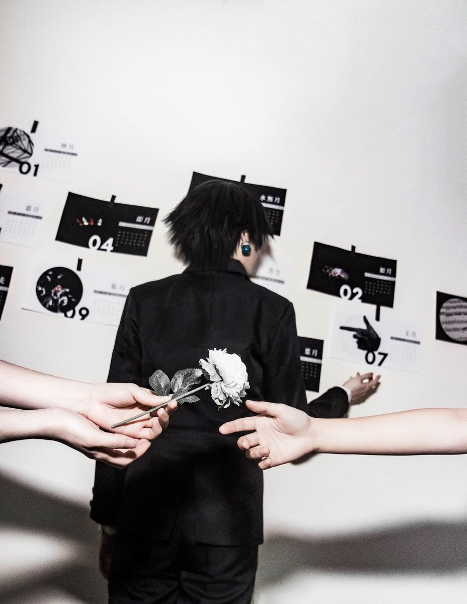 Shiki928239's tweet photo. 【 Cos / HxH 】

弔う

#9月1日ヨークシンシティで https://t.co/oqNb47wmk2