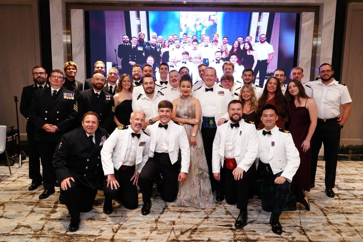 HMS_Spey's tweet photo. ⚓️ HMS SPEY were delighted to attend the Sandbag Veterans Ball.

A fantastic evening was had by all, with plenty of fun and an opportunity to strengthen friendships.

A huge thank you to the Sandbag team for the warm hospitality and a brilliant evening! 🥂⚓️ https://t.co/O4Ev9DQAiJ