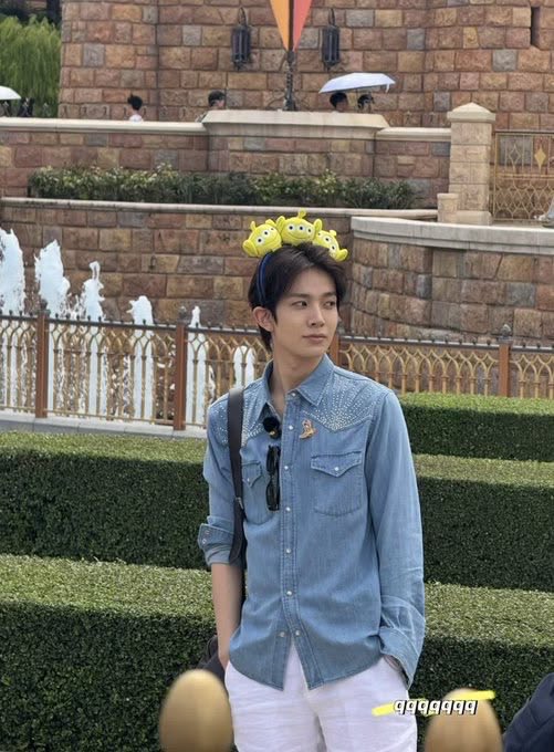 heejakemine's tweet photo. he’s pretty asf https://t.co/csxoMxTtIC