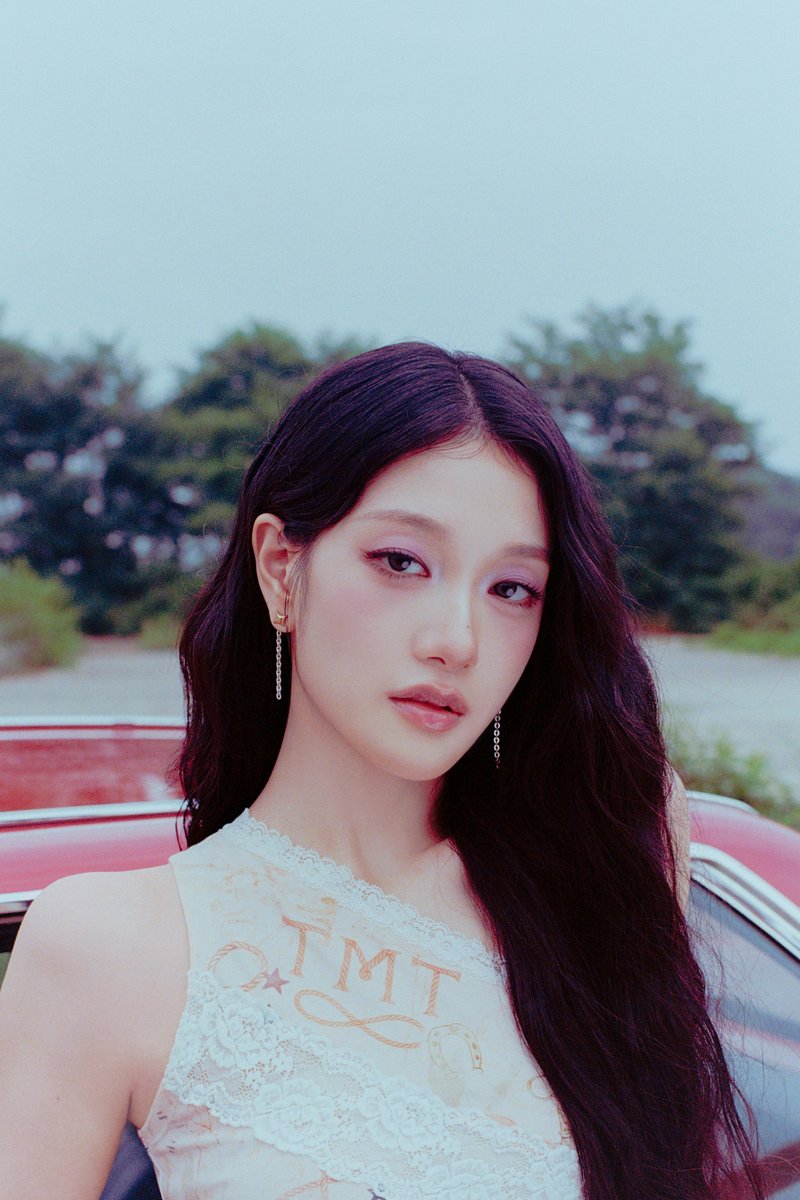 H1GHRMUSIC's tweet photo. 이서연 (Y:SY) 1st Mini Album [𝑮𝑶𝑶𝑫𝑰𝑬𝑺]
Concept Photo # 1

2026.09.09 6PM (KST)

💿 Pre-order
➭ https://t.co/jhCEz8jksd

#이서연 #YSY #YISEOYEON
#GOODIES
#H1GHRMUSIC #하이어뮤직 https://t.co/OR6iqB4PH4