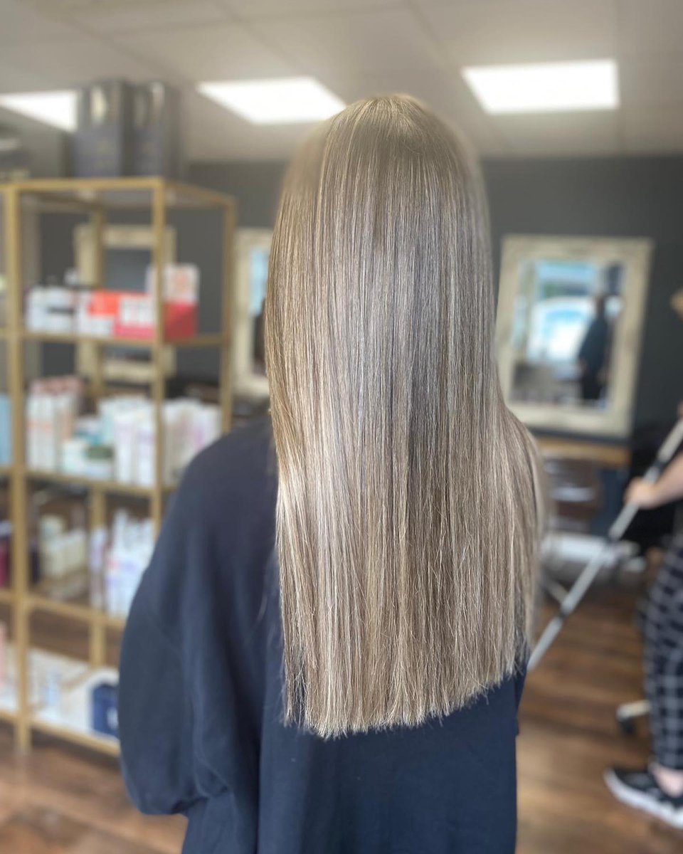 KendrickChr1ab's tweet photo. Beautiful blends for the most gorgeous finish by @hannah_vibehairstudio https://t.co/1kTc19ccbE