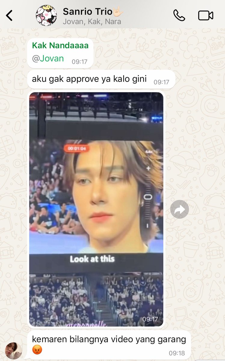 ddzzaass's tweet photo. kakak nanda dan adik kembarnya

; #joongarchen #pondnaravit #nanihirunkit two tweets https://t.co/9nwpYeSXnL