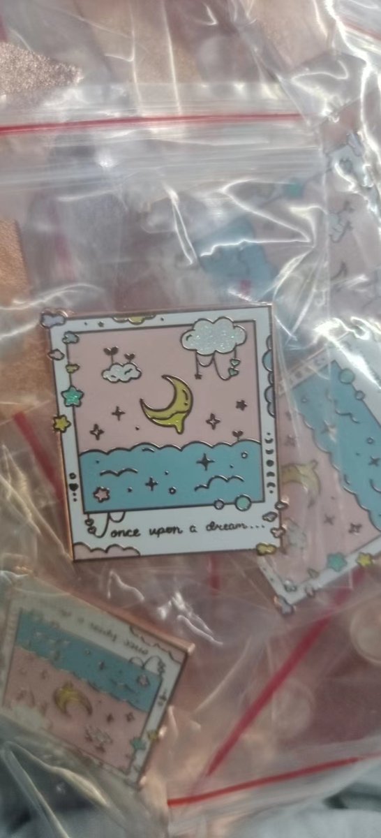 Vivian_pins's tweet photo. Do you like this shiny pins?๐ซ
DM me or email me to custom your own pins๐ฅฐVivianthepinboss@vip.163.com
#enamelpinsfordays #enamelpin #enamelpins #hardenamelpins #pinmaker #pincollector #pins #pinsupplier #pin #hardenamel #enamelpins https://t.co/CDkgFTHWIa