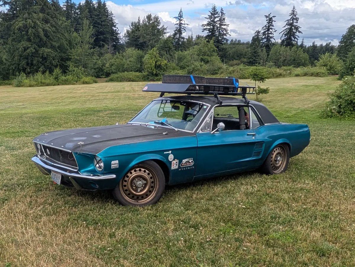 BrittVallibsyn's tweet photo. World-traveling Mustang—the journey to Packwood and back, covering around 500 miles round trip. https://t.co/OxqoE916fy