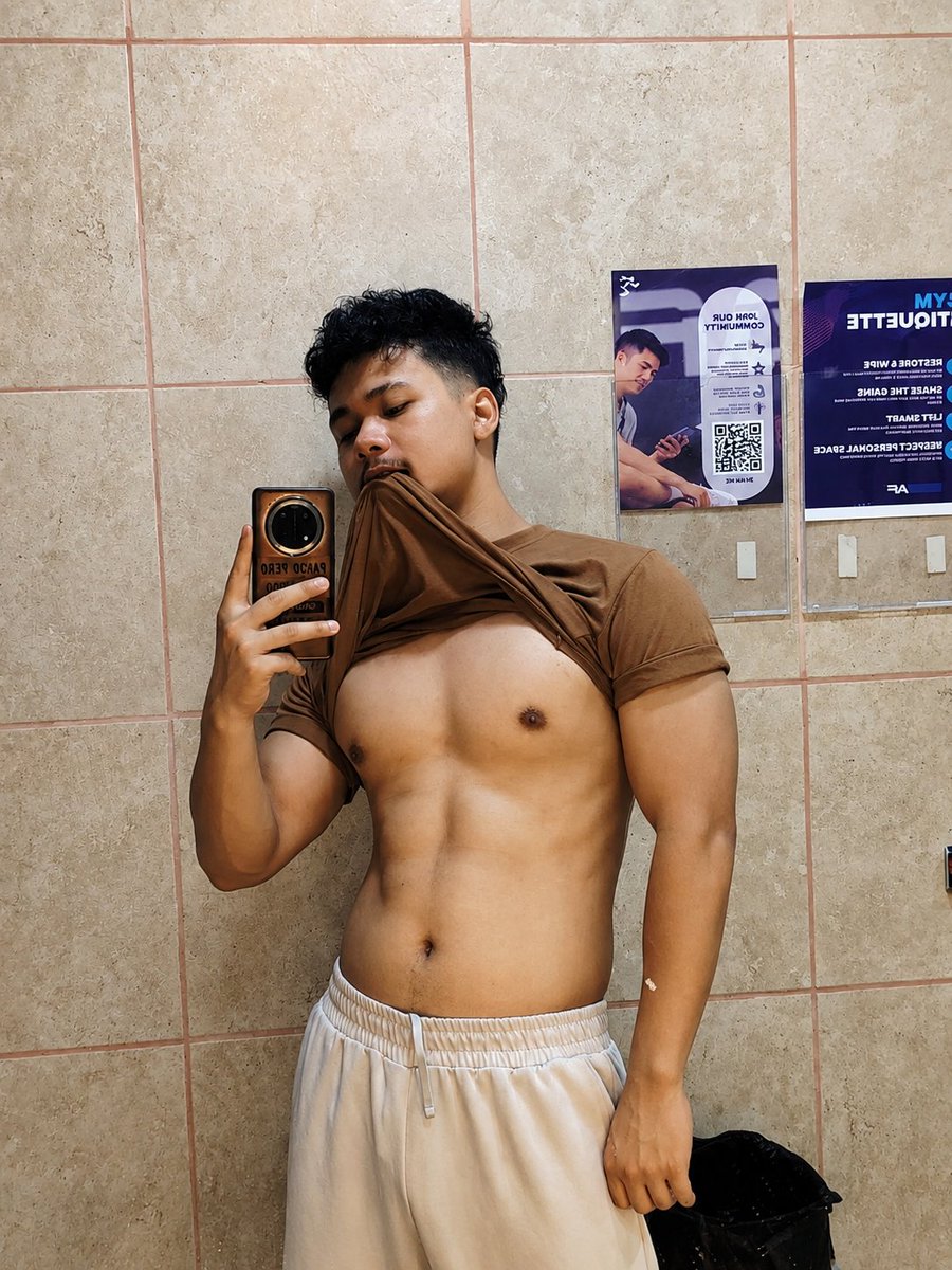 thirdyboiiiy's tweet photo. 😏 https://t.co/hGCqKPsxXX