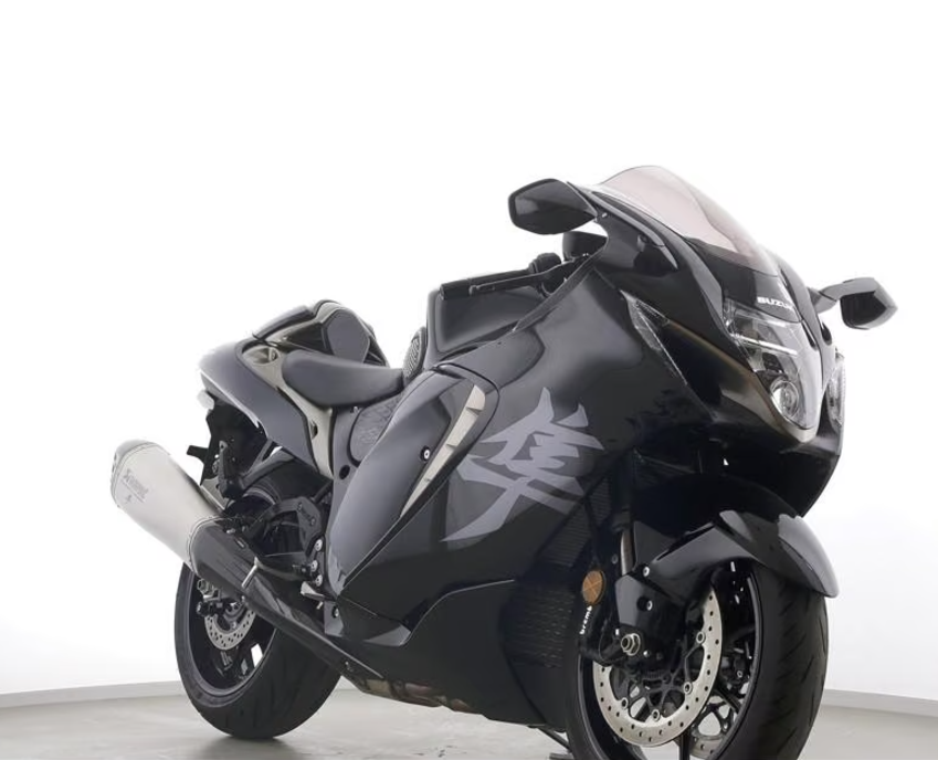 WaldisSwab's tweet photo. Suzuki GSX 1300 RR HAYABUSA - AKRAPOVIC🌩️ https://t.co/5LYMzNURkC
