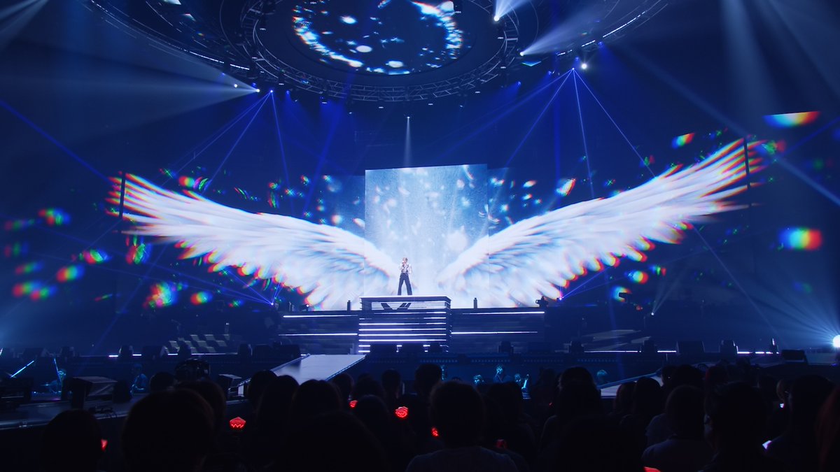 KOICHIDOMOTO_EL's tweet photo. Blu-ray ＆ DVD   
KOICHI DOMOTO   LIVE TOUR 2025 RAISE   
2026.9.23 Release  

━━━━━━━▷━━━━━━━   
叶わぬ愛を抱えた堕天使の、切ないロックナンバー
「堕天使の詩」を公開！
📹 https://t.co/JzHQ82D7t0

ご予約はこちらから  
🔗https://t.co/O1skZZgUmU https://t.co/2aaAfo2xAN