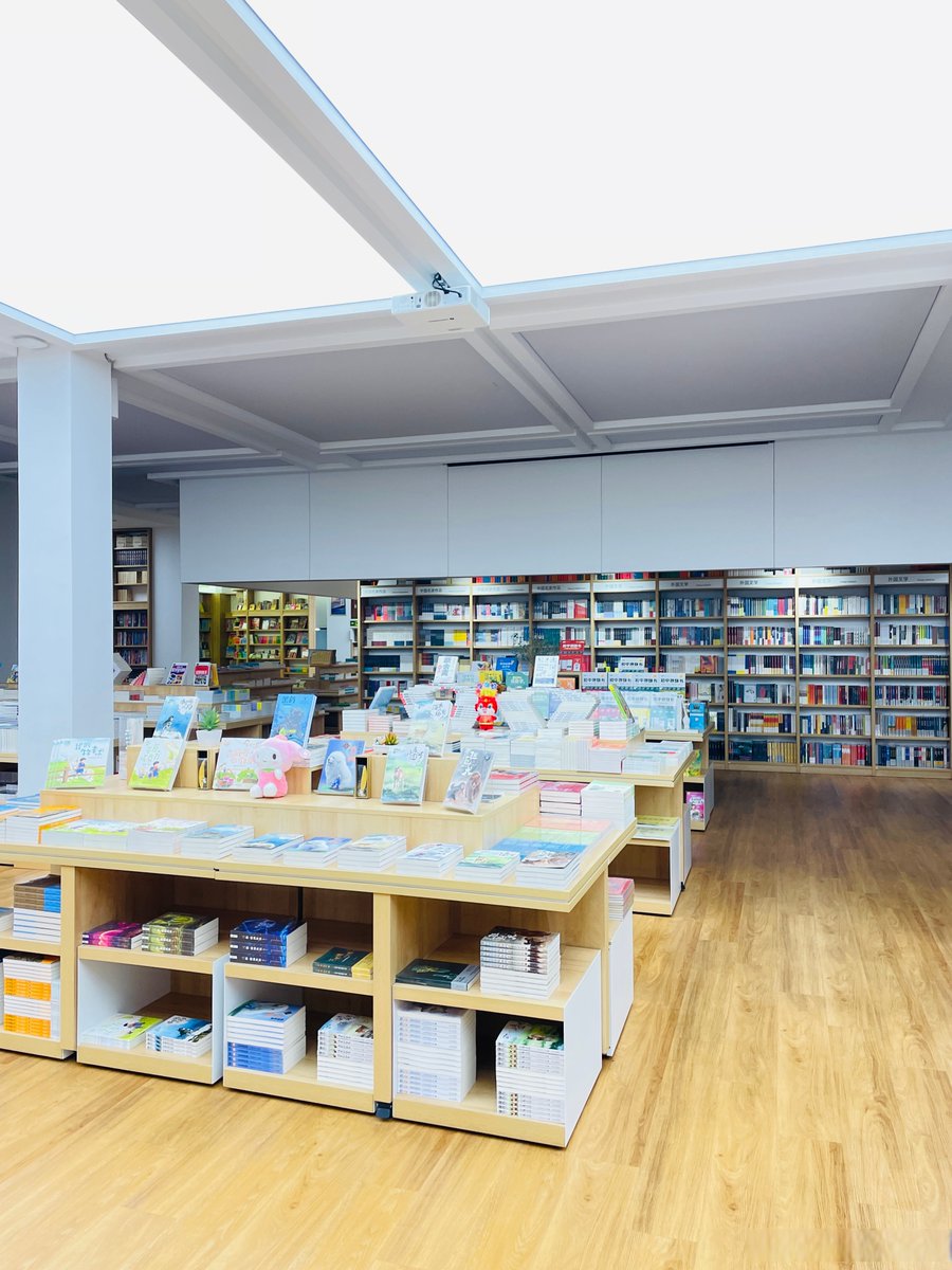 applg428210's tweet photo. Community Book Swap this Sat 10am at Central Park! Bring your pre-loved books, take new reads, swap stories u0026 make friends. All ages welcome—see you there!， https://t.co/qVCrdiHYLA