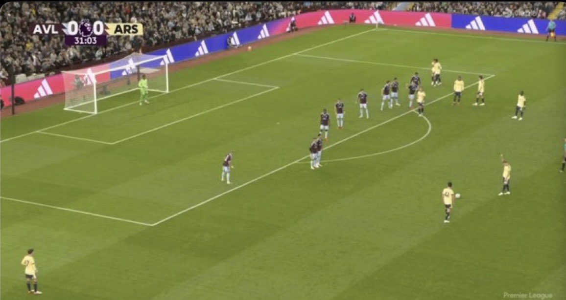 AFCJaccy's tweet photo. 🚨🗣️ BREAKING: UNAI EMERY SPEAKS AFTER ASTON VILLA’S DEFEAT TO ARSENAL:

“Congratulations to Arsenal on the victory but they can make football very frustrating to watch. Once they take the lead, they slow the game down, waste time and constantly disrupt the rhythm and and rely heavily on set pieces.

It’s not the kind of football I enjoy watching, but I understand why they do it. You can call it game management; I call it killing the game.

Honestly, that is one of the reasons I was so furious after our previous meeting, they make you hate playing against them.

#AVLARS
#AFC