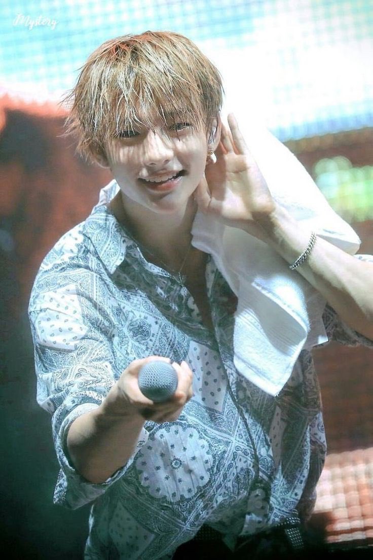 rey_de_espinas's tweet photo. 해의 현진시 💎🥟🌱 https://t.co/gwcB3yYZHE