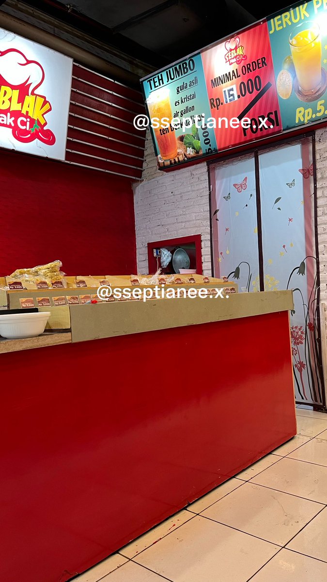 sseptianee's tweet photo. nyeblakk siang siang gini🤯 https://t.co/uWR52oqrKZ