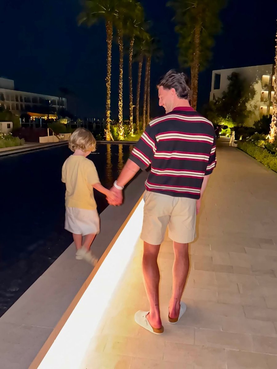 aint9declan's tweet photo. Daddy's on duty. https://t.co/YYcW1HnhJT