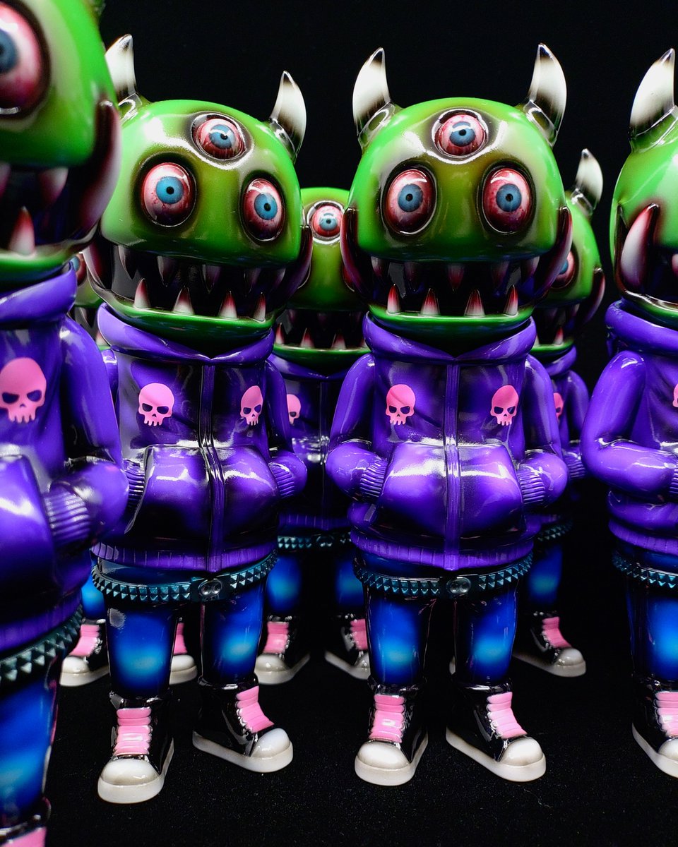 mru0's tweet photo. 最初期カラーのJUNIPERに蛍光ピンクのドクロ💀🩷🔥

9/19 One up. 25th ANNIVERSARY SALE 11弾

An early JUNIPER colorway with a fluorescent pink skull.
 
#oneuptoy
#oneup
#nekomataworks 
#ネコマタワークス
#ソフビ https://t.co/VrMtFDDzZ9
