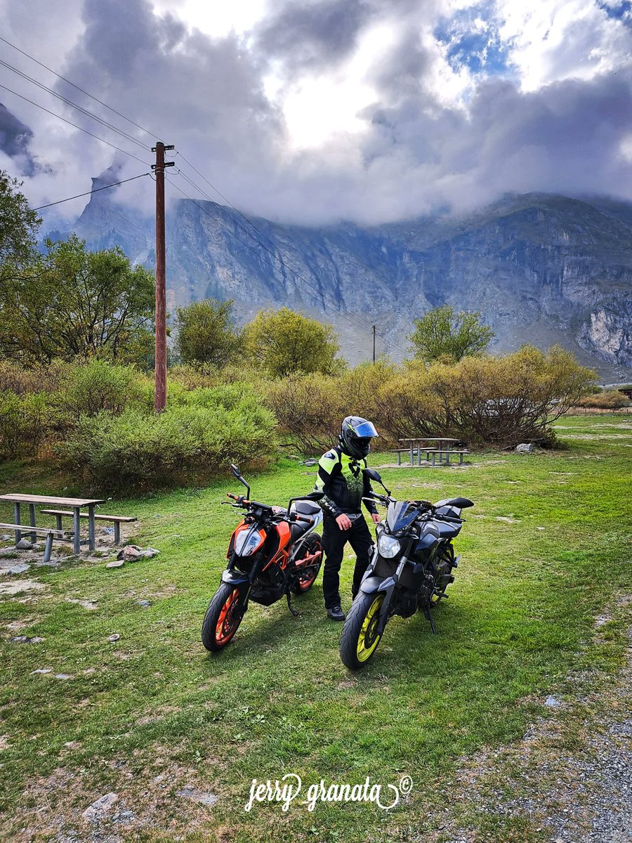 LiliWaddy71's tweet photo. Motorcycle ride at Pian della Mussa. https://t.co/oyBJtRp4nD