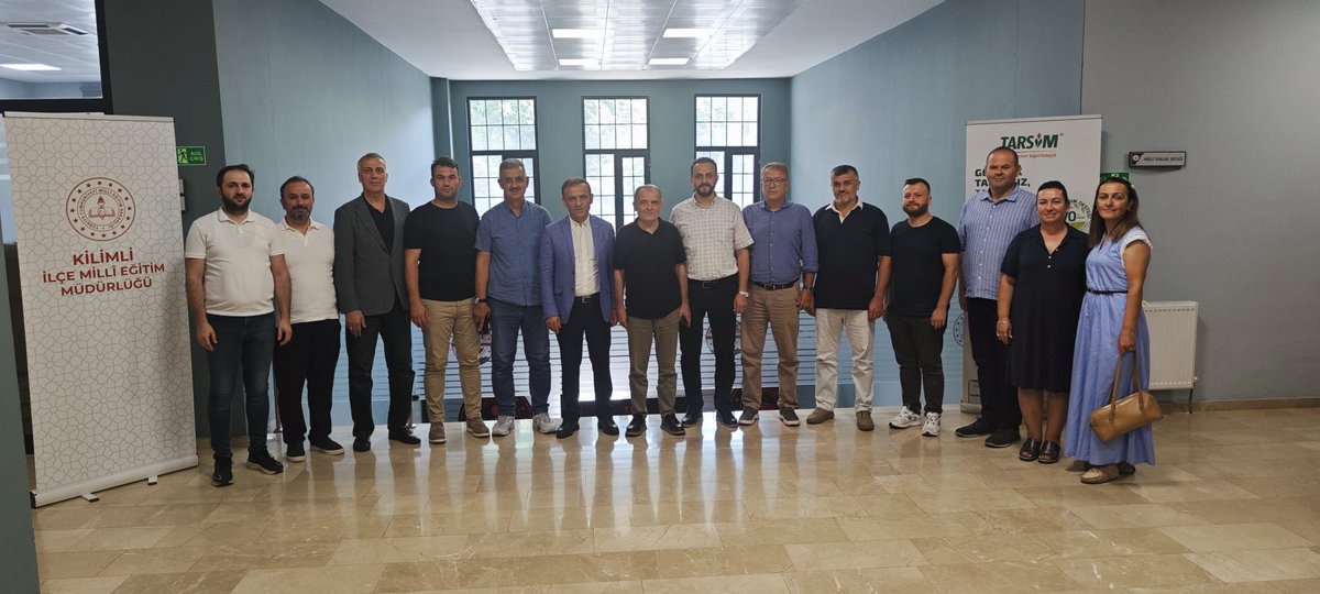 ebszonguldak1's tweet photo. İl Başkanımız Kamuran AŞKAR, Kilimli İlçe Başkanımız Çetin DEMİR ve il-ilçe yönetim kurulu üyelerimizle; Kilimli İlçe Milli Eğitim Müdürü İsmail AŞKAR ve
İlçe Şube Müdürü Cem Cenk BAYRAM' ı ziyaret ettik. Kendilerine başarılar diliyoruz. Hayırlı olsun. https://t.co/tCaPVPyXXJ