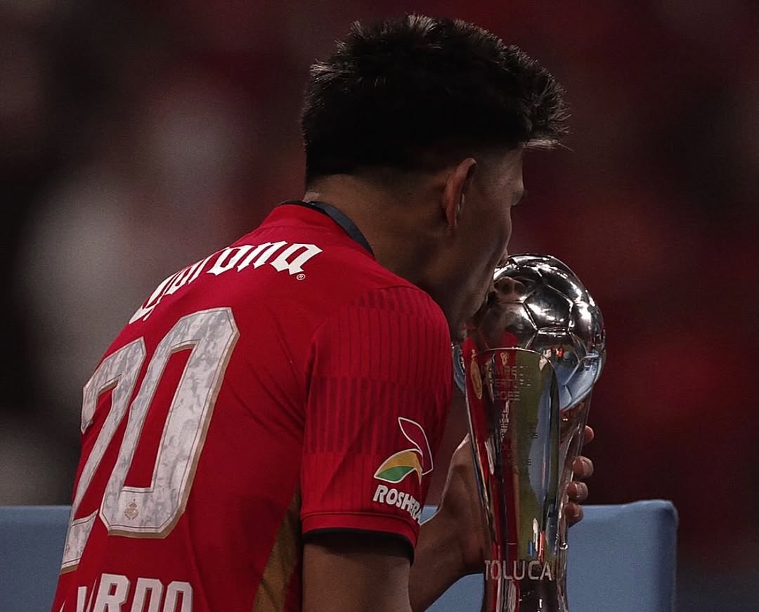 magusssssssss's tweet photo. BICAMPEONES!! ⭐️⭐️ https://t.co/D3Xht7DiCW