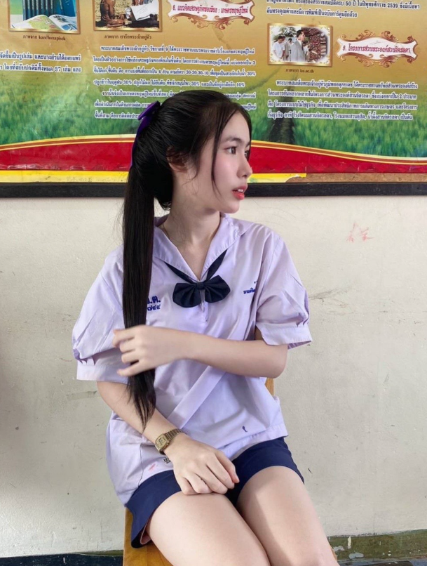 Thomihier's tweet photo. บี๋ #นักเรียน #น่ารัก #สาว #สวย https://t.co/IjzOMJ1QYR