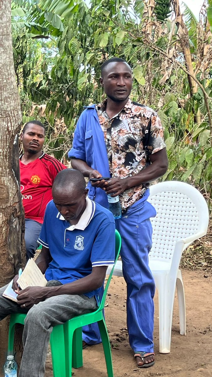 geraldbarekye's tweet photo. Happening now! 
Community baraza on their role to lead energy transition discussions in Uganda. EACOP  host communities demand  relevant energy investments that are affordable reliable and accessible for their productive and domestic work.
#Renewables 
#Energytransition https://t.co/uEEaCakZ4c