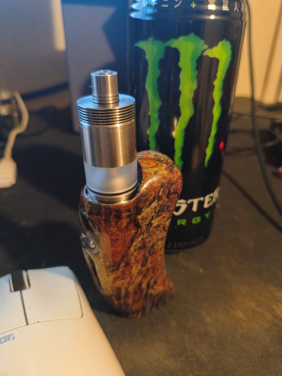 John_vapehands_'s tweet photo. https://t.co/qzPzDESdY2