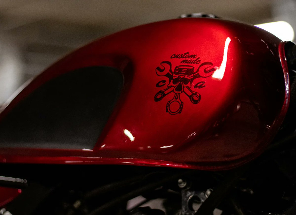 LeoraAlmstlucl's tweet photo. NX650 scrambler fuel tank https://t.co/ghrvtuovN5
