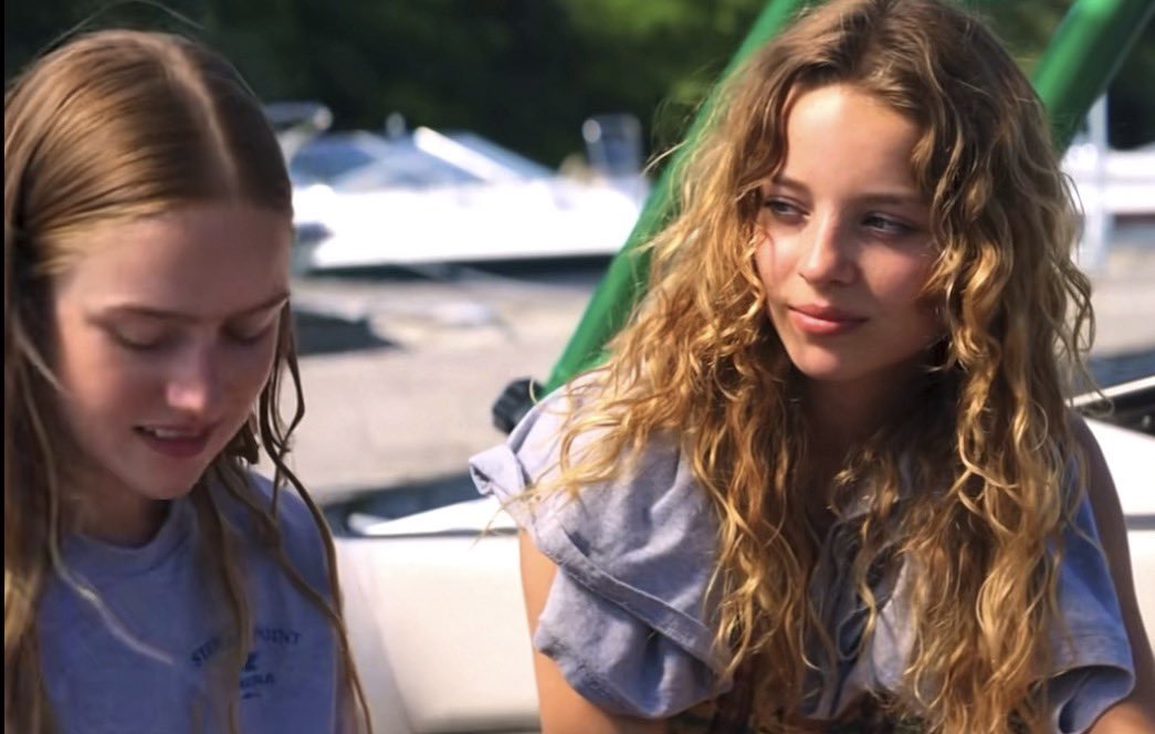 lauu_martinezz_'s tweet photo. you can't tell me oona wasn't the one who fell first... just look at the way she looks at ramona 🥺❤️‍🩹

#sterlingpoint #ramoona https://t.co/2sw8SV76zr