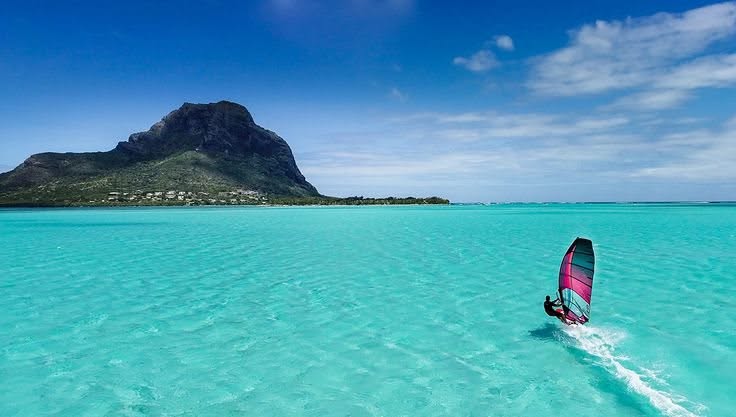 MauritiusGuide's tweet photo. Hello September in Mauritius 😍 https://t.co/h0GMjfc8B3