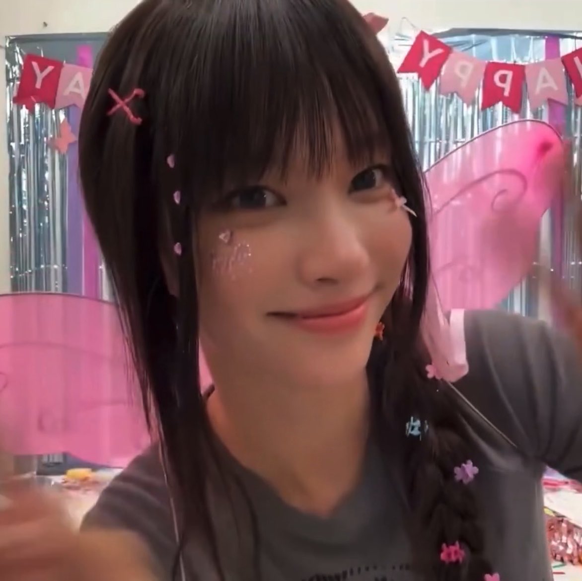 yunahsfeed's tweet photo. 🌸˚˖⋆ ──★ pink fairy https://t.co/ObEiG98YWR