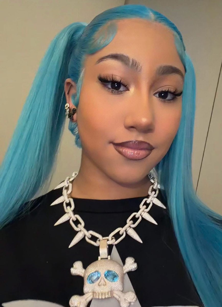 ARIAREIGN180683's tweet photo. North Called out ice spice on her TikTok live calling her a B and threatening to send her girls to beat her up.according to her icespice stole her man and is now pregnant for him
She confronted her and ice said she can’t do anything about it .
Kim is reporting furious and ready to sue ice spice for damages coz according to her it affected Norths mental health the boyfriend is said  to be  28years old,and North is also expecting a child with him.