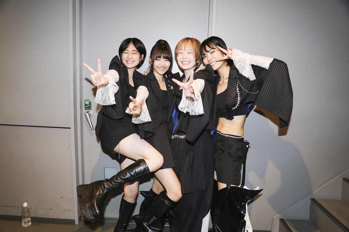 maho_ExWHYZ's tweet photo. 光、ありがとうございました！
最後までたのしいまま、あっという間に、わたしのだいすきな場所での時間は過ぎていった！それでいいです それが よかったです！本当に本当に ありがとう。

だいすきよ！ https://t.co/1gvBWlX9Hl