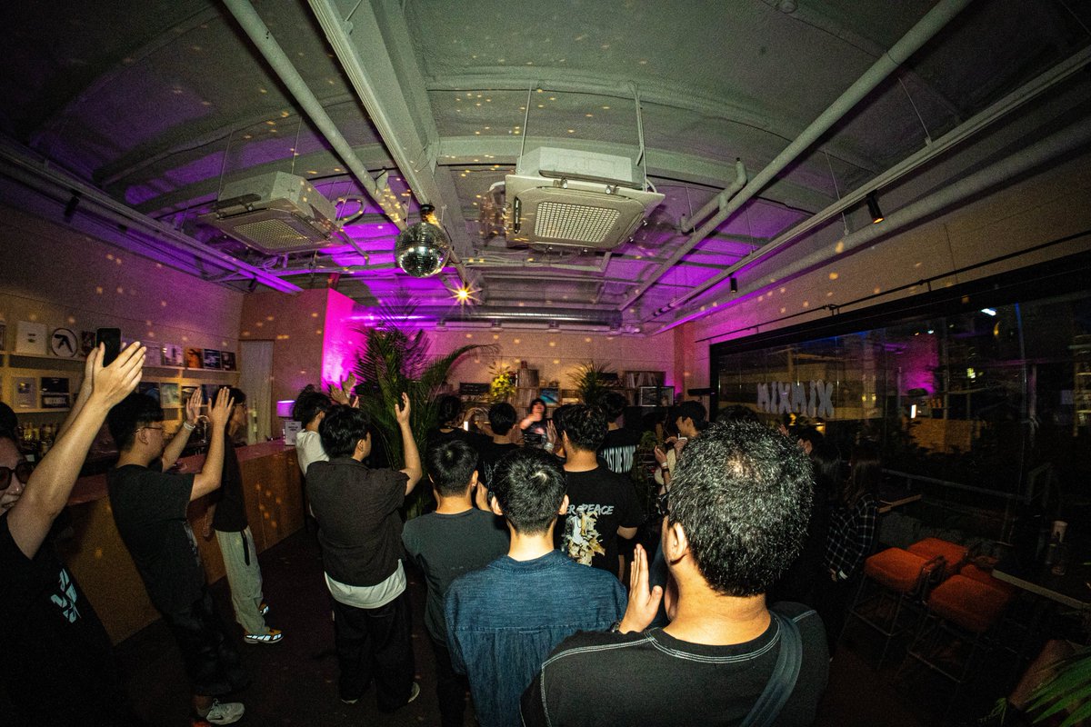 XenoSounds_'s tweet photo. WE DIE YOUNG &amp; OUTDOORTRACKERS.
at XIMXIM Bar

B2B with @arkiartist @sizz_kr 

@WEDIEYOUNGrec @/outdoortrackers(Insta) https://t.co/m5LG3lsZ9W