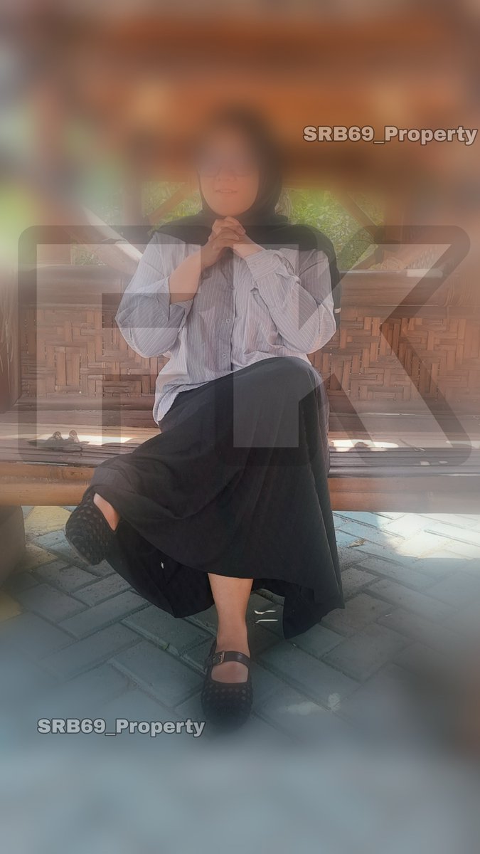 SarRiaBad69's tweet photo. Mumpung panas ngadem dulu sambil eksib tipis tipis :
#eksib #Naturist
From This :                         To This : https://t.co/SYQ0cVEf4R