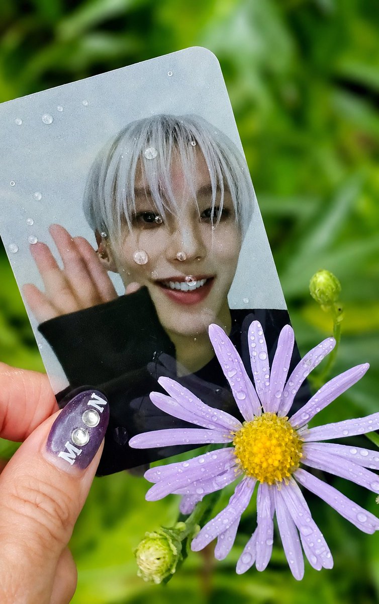 younee722's tweet photo. D+471]D-241 비오는 화요일☔️9월의 시작
이케 예쁘게 웃으며 오길 기다려 #문종업 
(퉁퉁업이 와도 좋아!! 너라면 다 기쁠듯!)
오늘도 #Hold_up 💕
#오늘도_문종업충전하기 
#MoonJongUp #文鐘業 #ムン・ジョンオプ https://t.co/801E9gVTDO