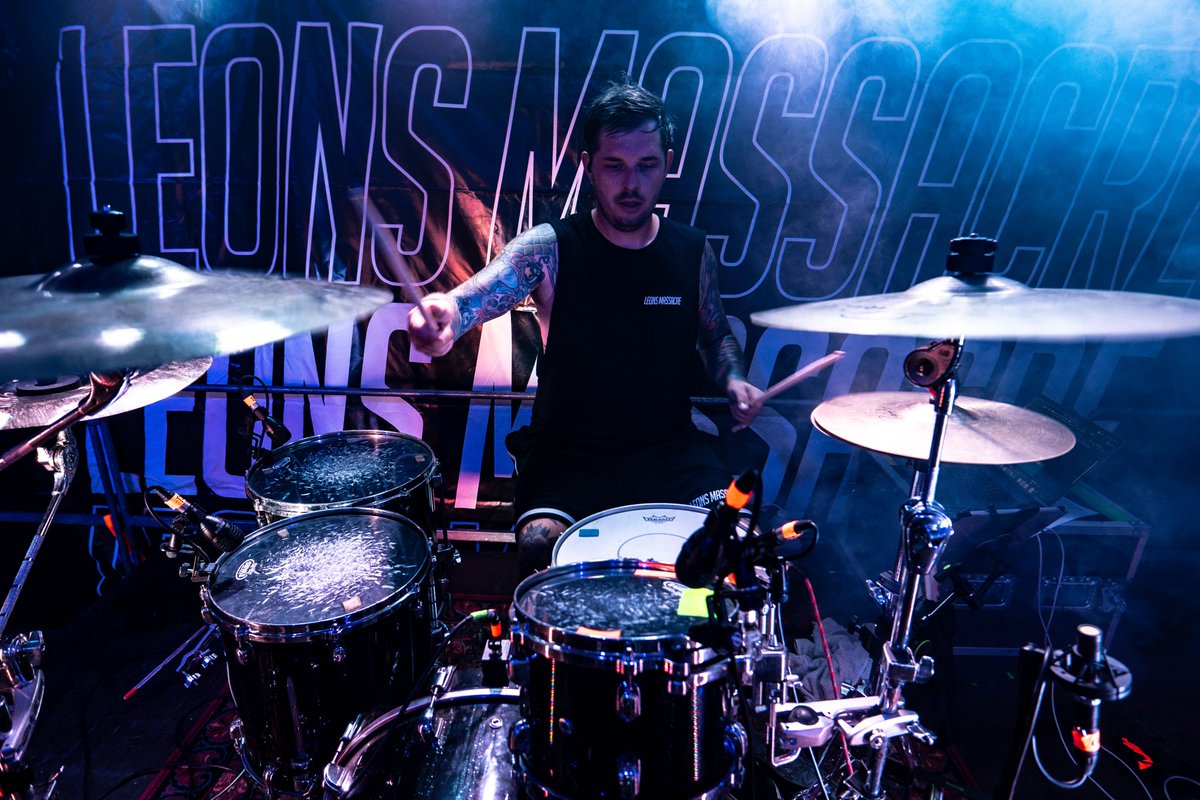 leonsmassacre's tweet photo. Moost Wanted Festival [𝐓𝐡𝐚𝐧𝐤 𝐲𝐨𝐮 𝐟𝐨𝐫 𝐭𝐡𝐢𝐬 𝐝𝐚𝐧𝐜𝐞 𝐚𝐧𝐝 𝐟𝐨𝐫 𝐲𝐨𝐮𝐫 𝐞𝐧𝐞𝐫𝐠𝐲.]

最高の時間と、みんなのエネルギーをありがとう。

こんな素晴らしいフェスティバルを作り上げてくれたチームのみんな、本当にありがとう！❤️🤘

📷: Berni Ullrich https://t.co/KVzsQbNUXO