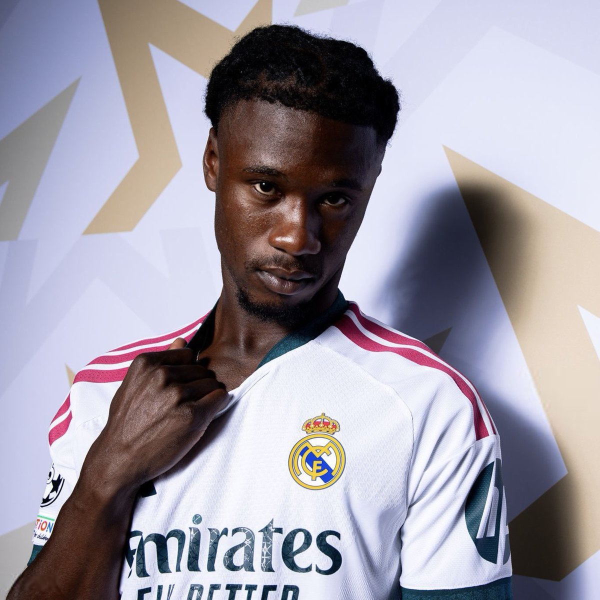 ActuFoot_'s tweet photo. 🚨 LE REAL MADRID A ÉTÉ CLAIR POUR CAMAVINGA 🇫🇷 : C’EST MINIMUM 70 M€ !!! 🤍🤑

Aucune offre de ce montant n’a été formulé. ❌ 

🗞️ @diarioas https://t.co/Iy8aRH9odr