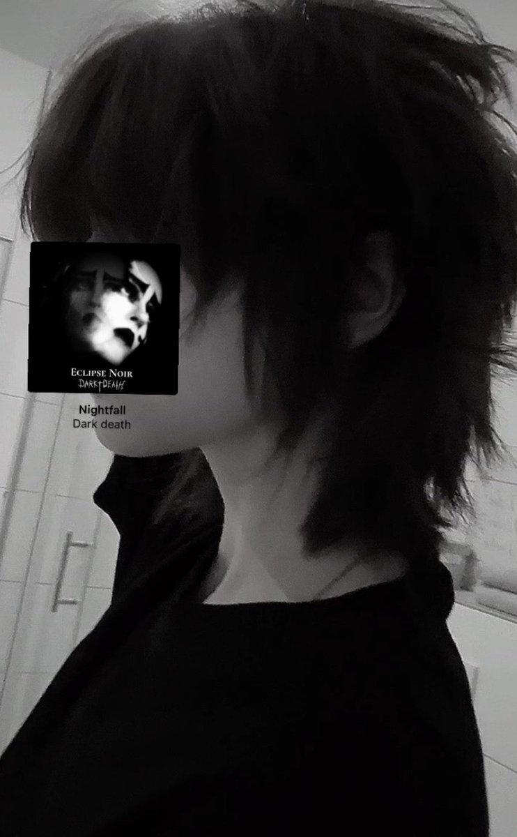 semevero's tweet photo. sighs https://t.co/yD24oAAPx5