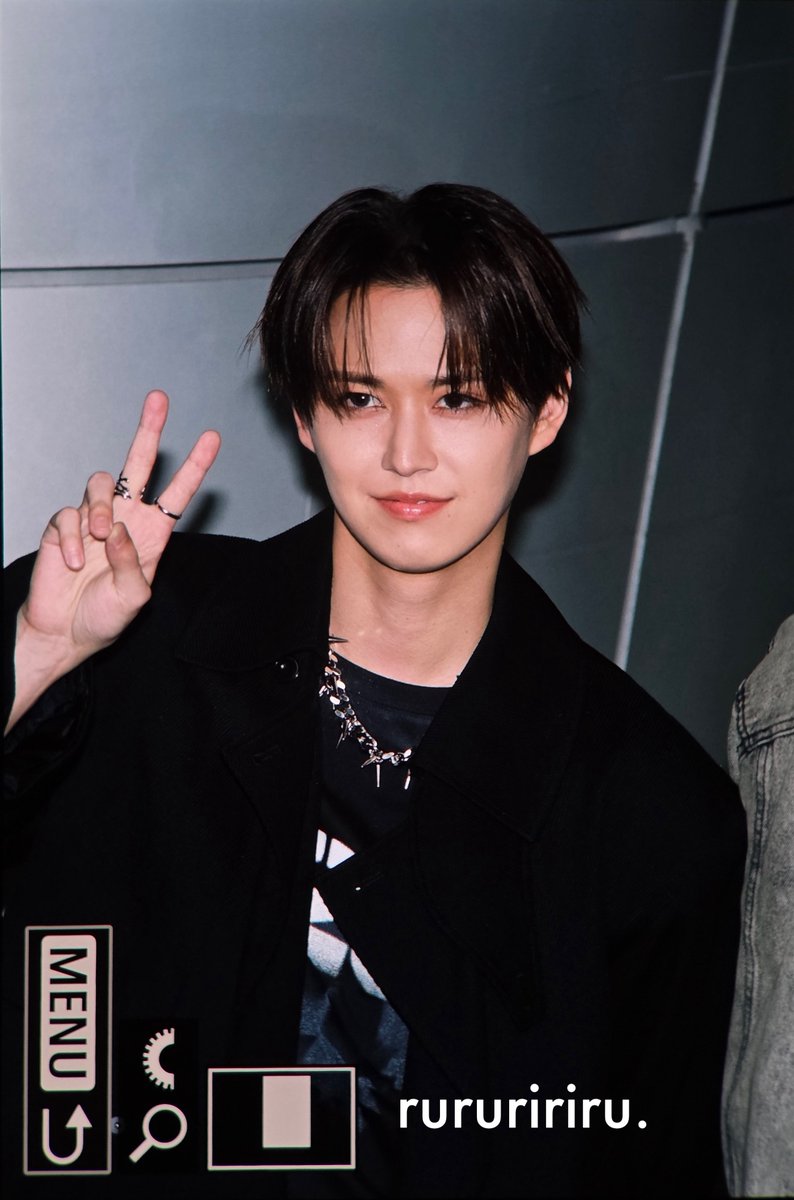 ruruririru_1119's tweet photo. 260901 SEOUL FASHION WEEK
🤍preview

#白岩瑠姫 #RUKI #JO1 
#시로이와루키 #제이오원
#SEOULFASHIONWEEK https://t.co/YzxJXfPQDW